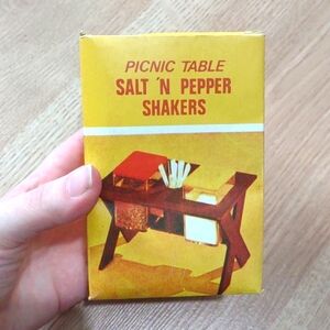 Vintage 70s Kitsch Shaker Set Picnic Toothpicks Retro Boho Outdoor
